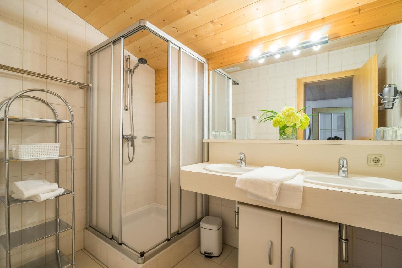 Alpenapart Montafon - Haus Engstler شرنز المظهر الخارجي الصورة